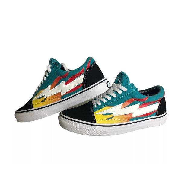 Rare Revenge Storm Mens Teal Flame. Size 5 Nwt - Picture 1 of 7